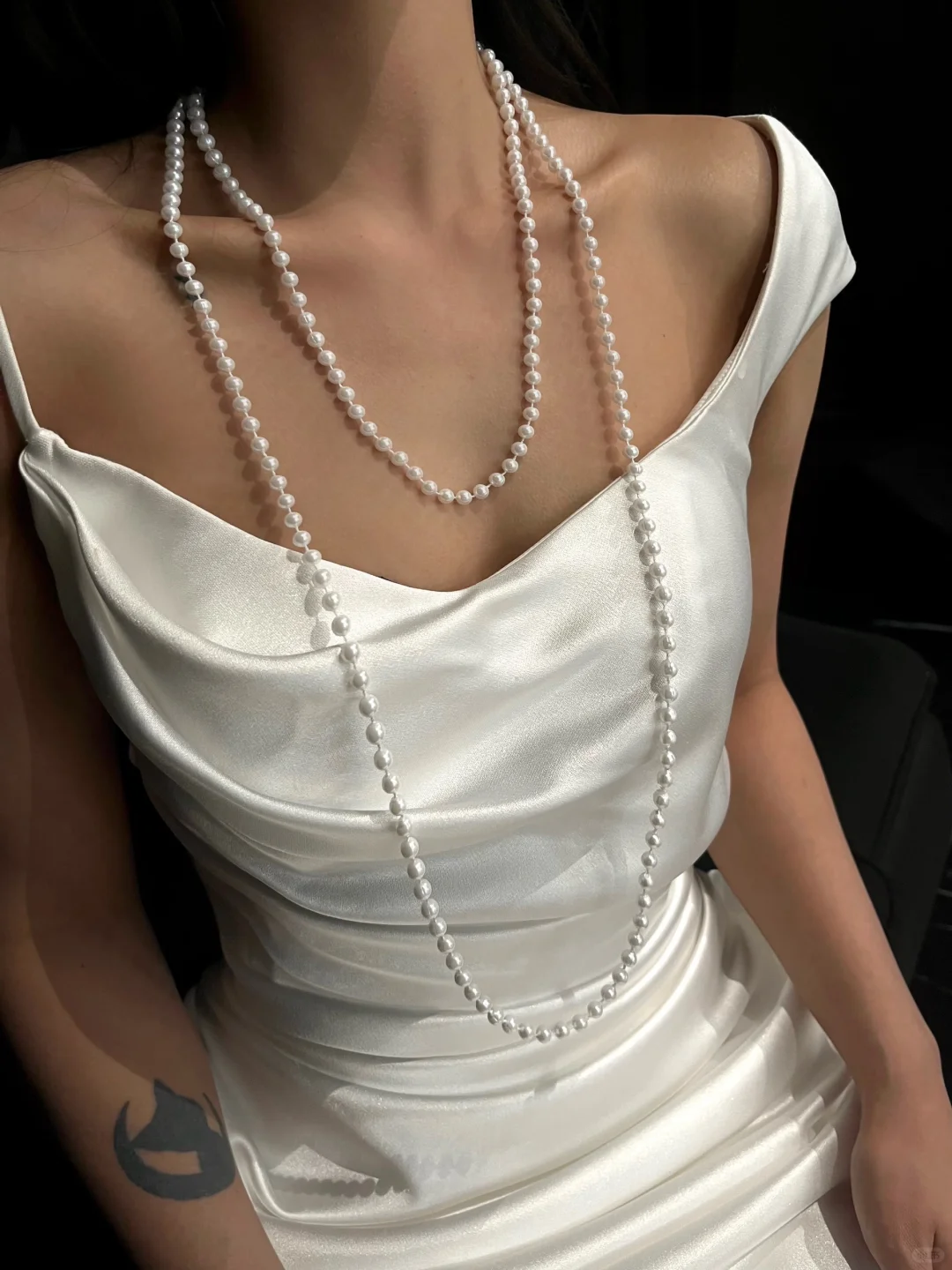 Elegant Mermaid Off The Shoulder Satin Long Wedding Dresses