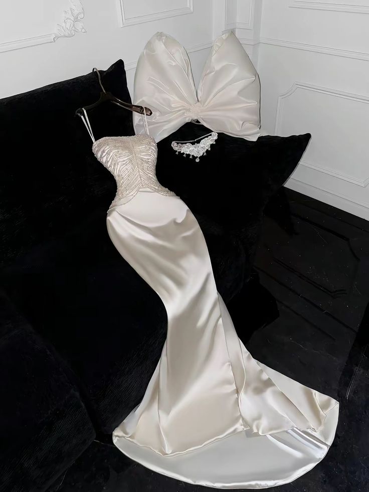 Dreamy Mermaid Spaghetti Straps Satin Beaded Long Wedding Dresses