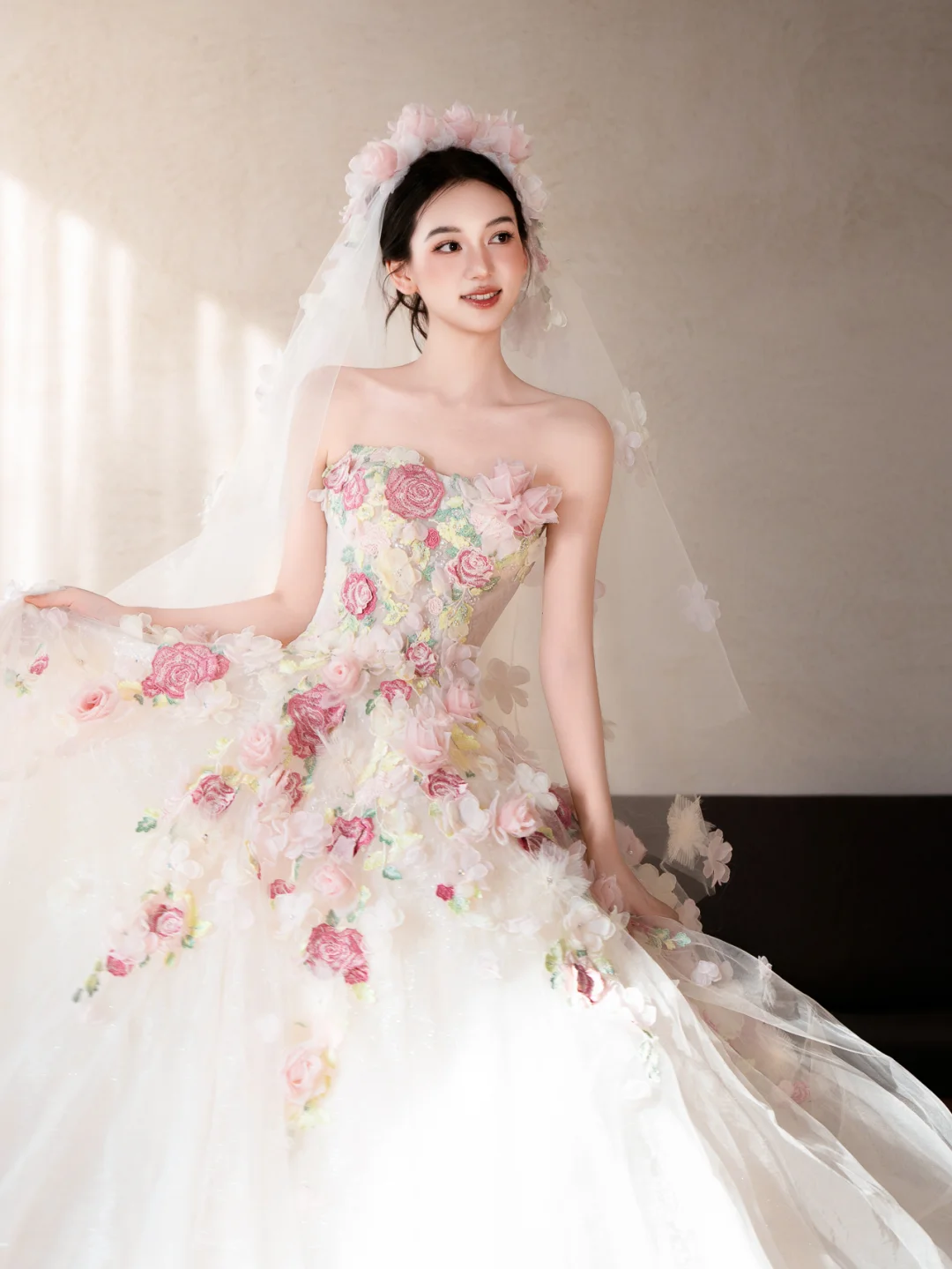 Dreamy Ball Gown Strapless Tulle Applique With Veil Long Wedding Dresses - View 7 | FashionDia