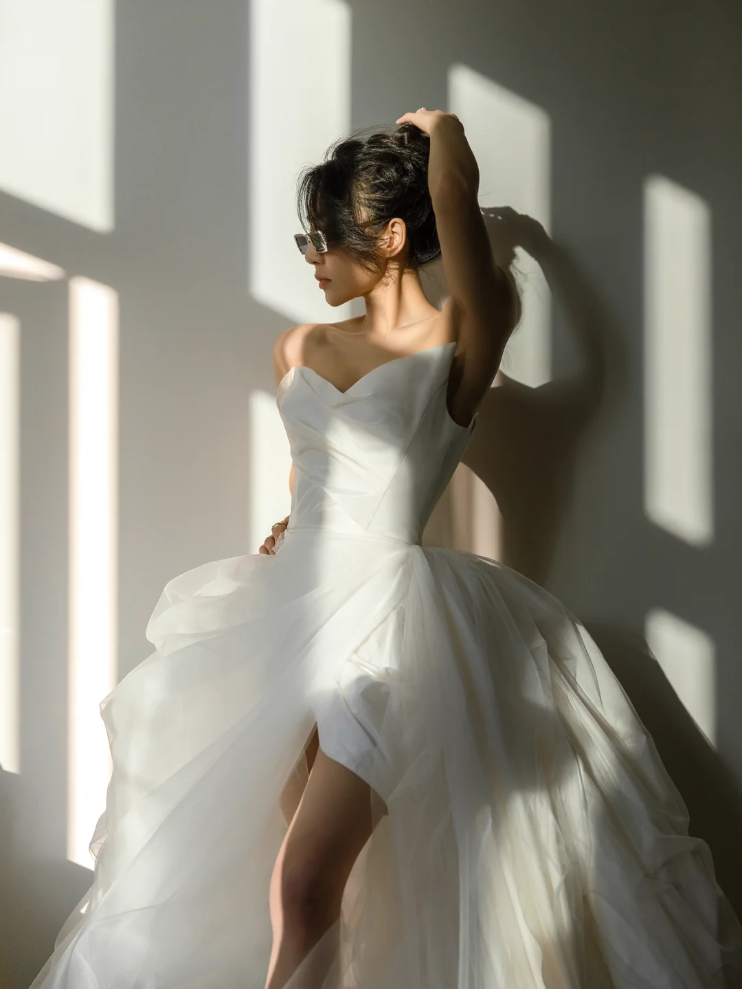 Chic Ball Gown Strapless Satin Tulle Slit Long Wedding Dresses