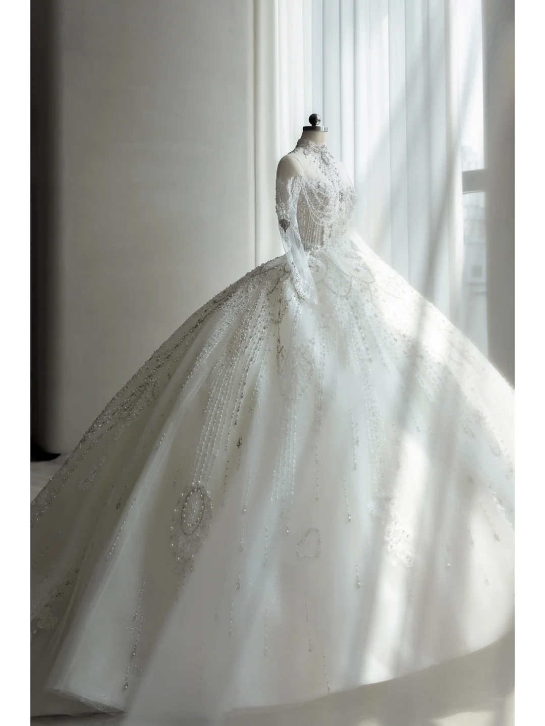 Timeless Ball Gown Tulle Sequin Beaded Long Sleeves Long Wedding Dresses