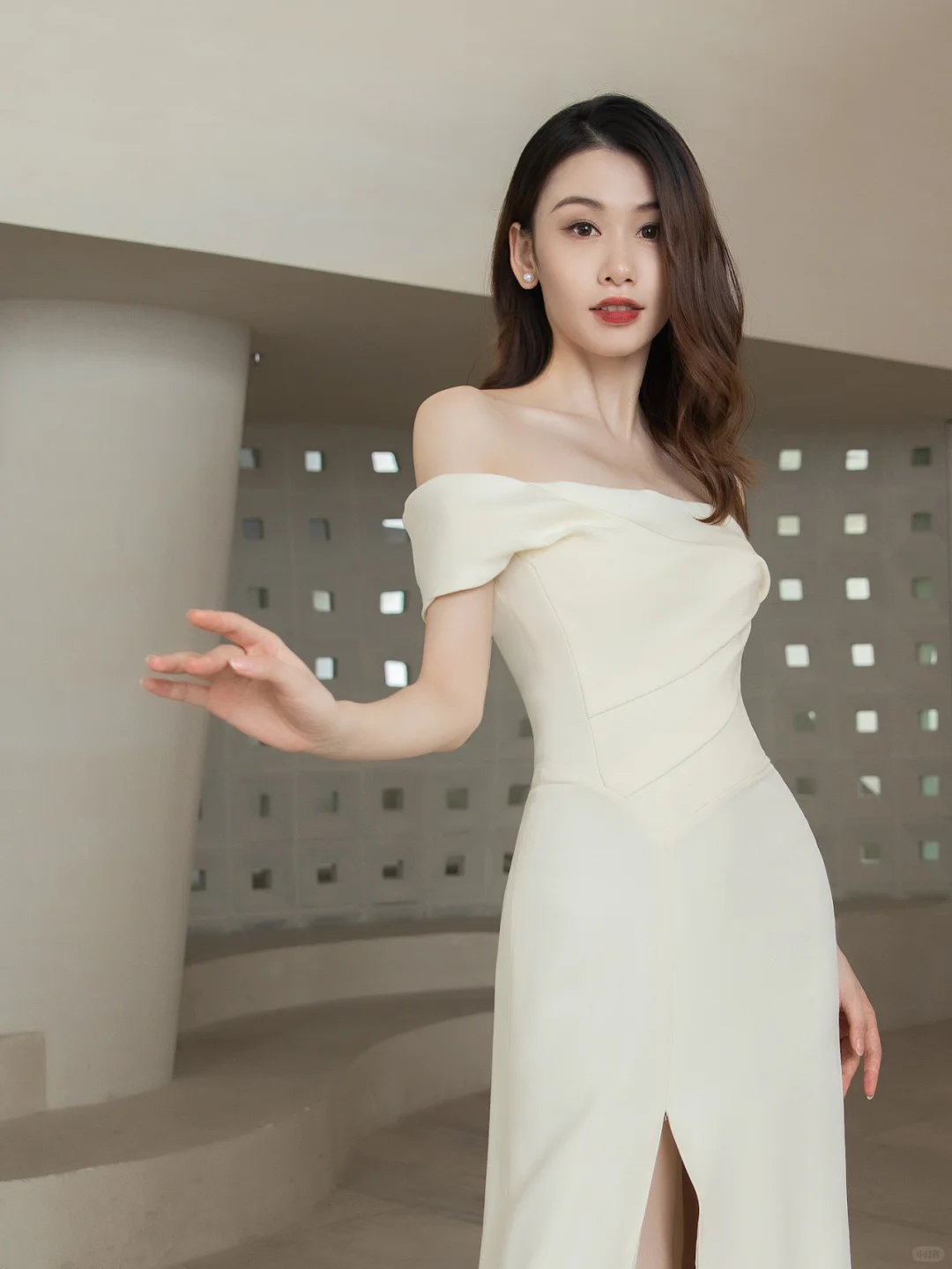 Elegant Mermaid Off-the-Shoulder Satin Long Wedding Dresses - View 4 | FashionDia