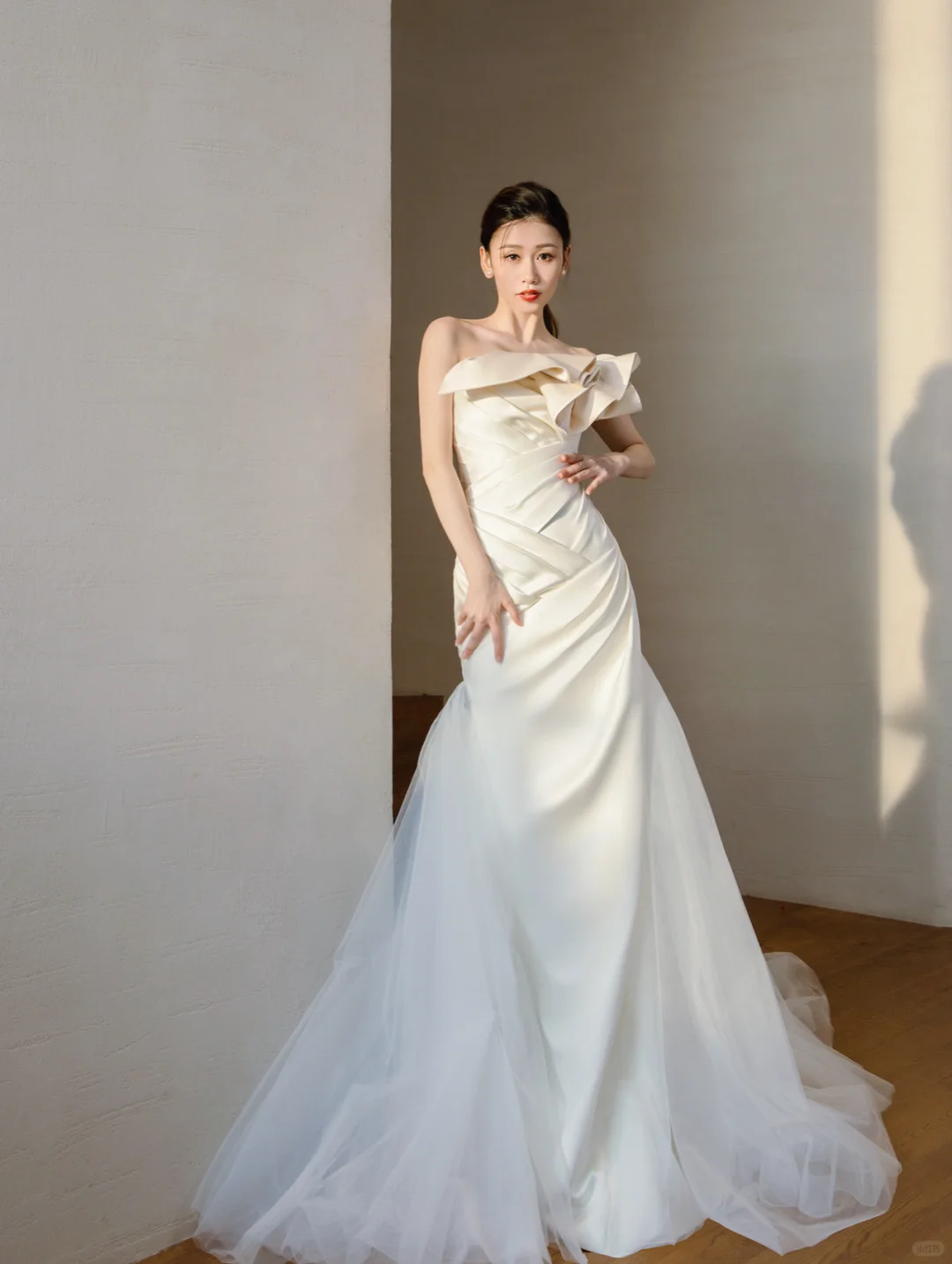 Pretty Mermaid Off The Shoulder Satin Long Wedding Dresses