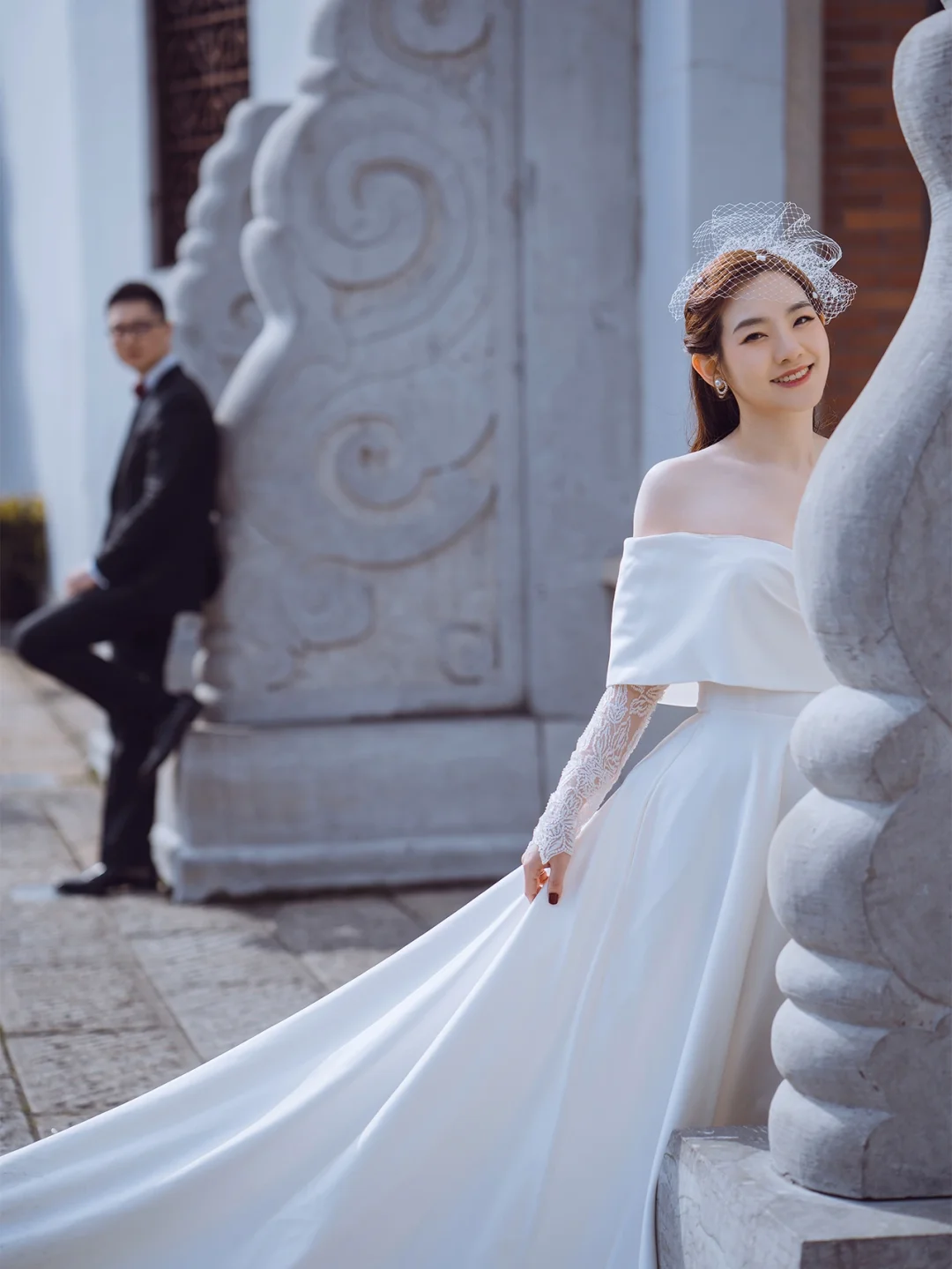 Elegant A Line Off The Shouder Satin Lace Long Sleeves Long Wedding Dresses