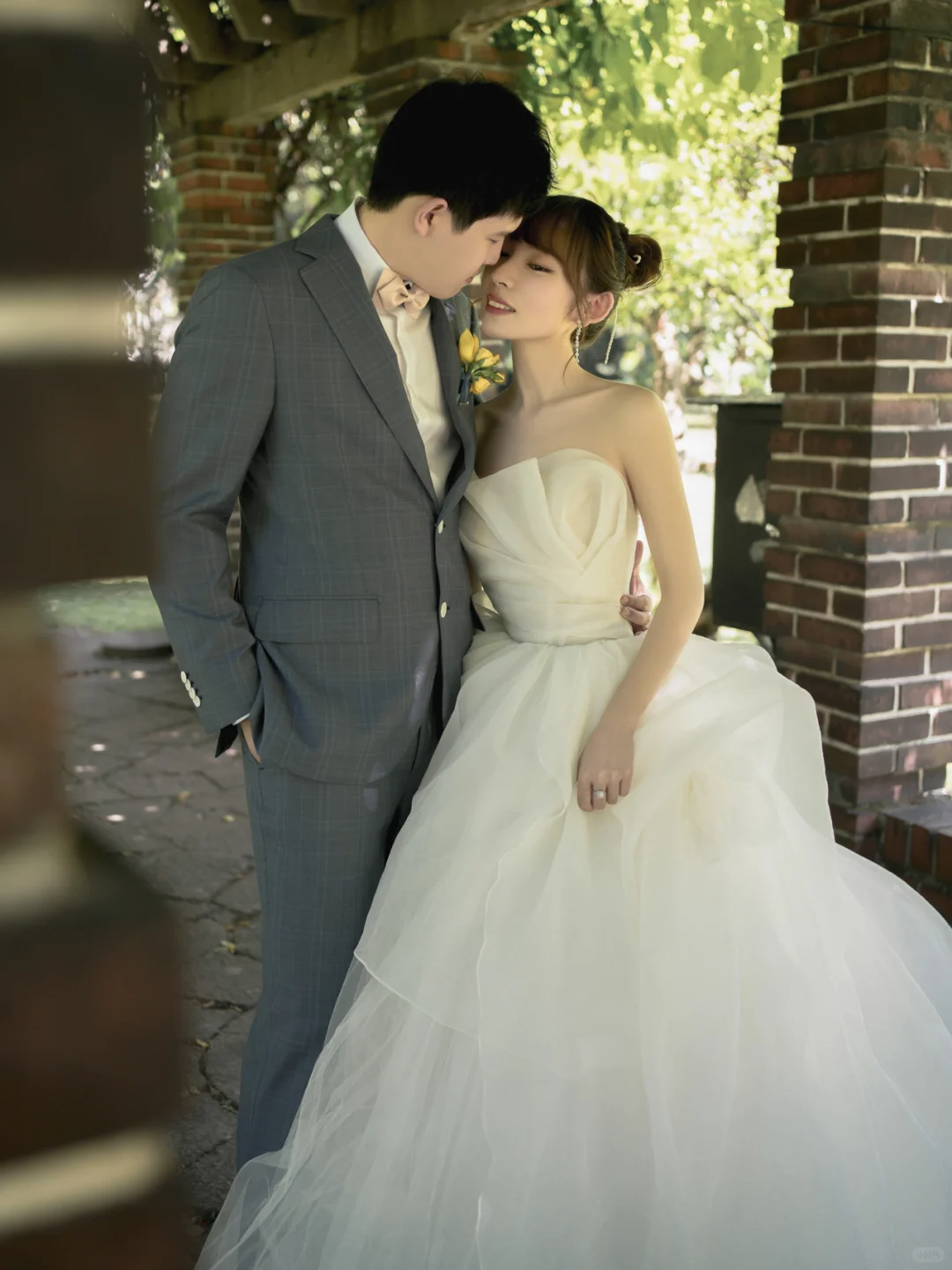 Elegant Ball Gown Strapless Satin Long Wedding Dresses