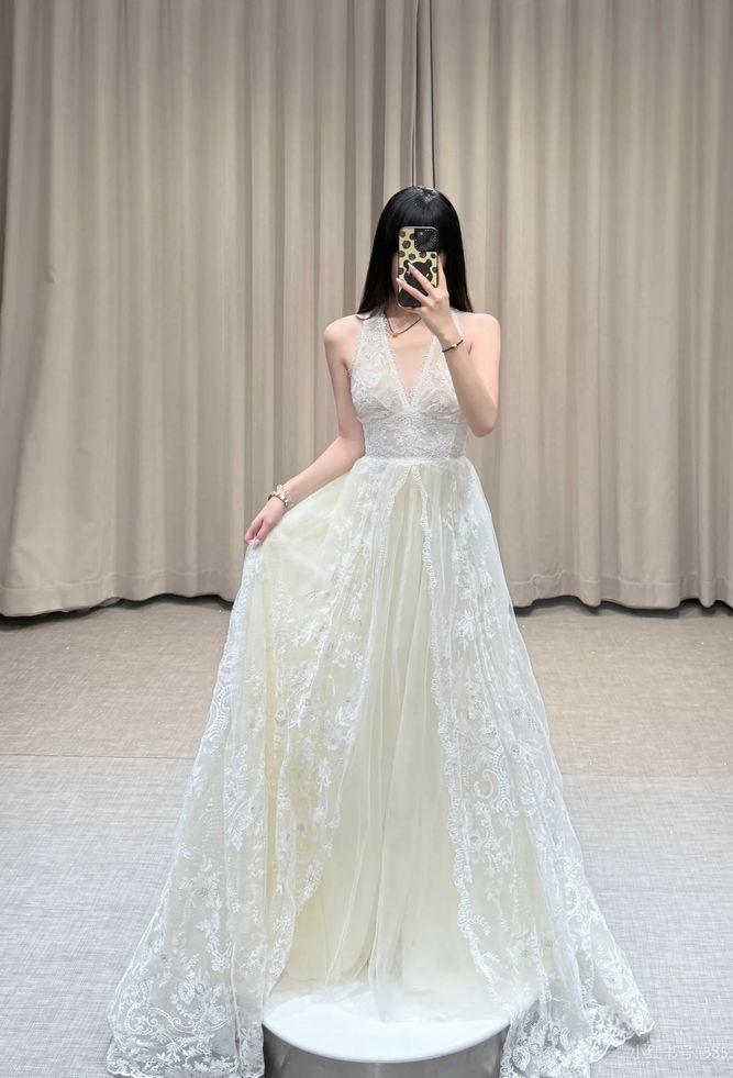 Pretty A-Line Halter Tulle Lace Long Wedding Dresses - FashionDia
