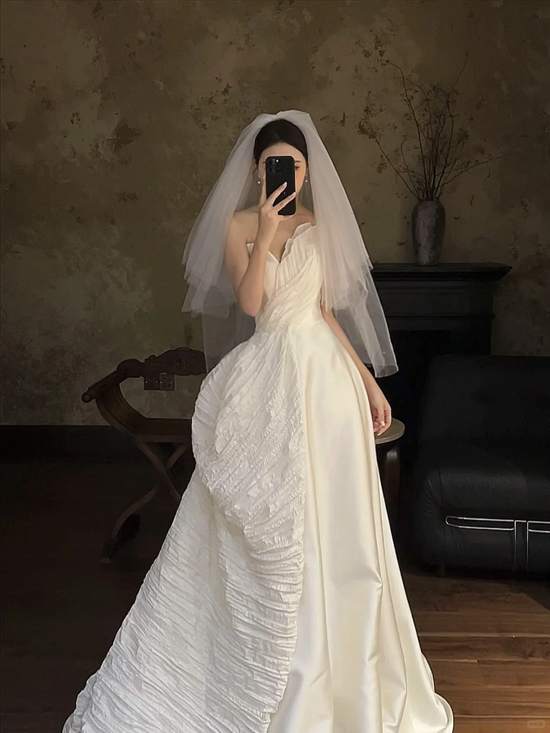 Elegant A Line Strapless Satin With Veil Long Wedding Dresses