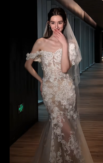 Dreamy Mermaid Off-the-Shoulder Tulle Lace Applique With Veil Long Wedding Dresses - View 2 | FashionDia