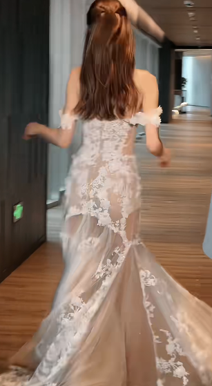 Dreamy Mermaid Off-the-Shoulder Tulle Lace Applique With Veil Long Wedding Dresses - View 3 | FashionDia
