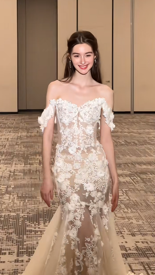 Dreamy Mermaid Off-the-Shoulder Tulle Lace Applique With Veil Long Wedding Dresses - View 5 | FashionDia
