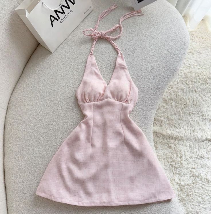 Simple Pink A-Line Halter Satin Short Homecoming Dress 18th Birthday Outfits - FashionDia
