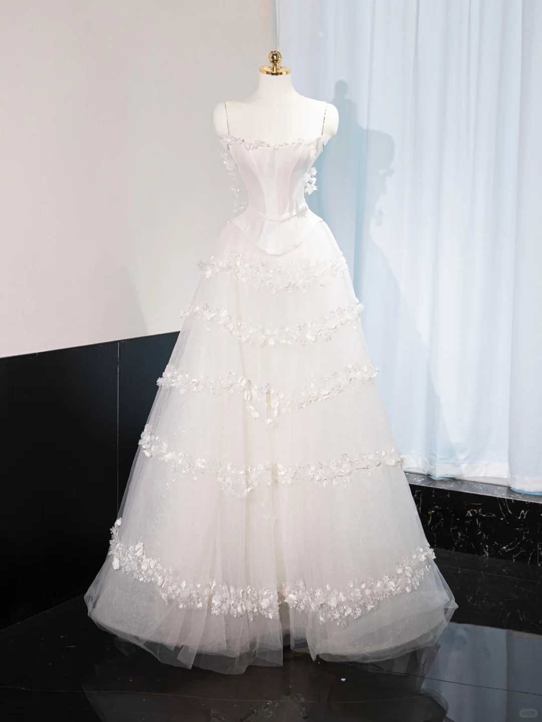 Princess A-Line Spaghetti Straps White Satin Tulle Applique Long Wedding Dresses - View 2 | FashionDia