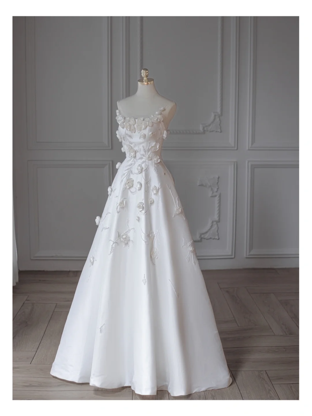 Classy A Line Strapless Satin Applique Long Wedding Dresses