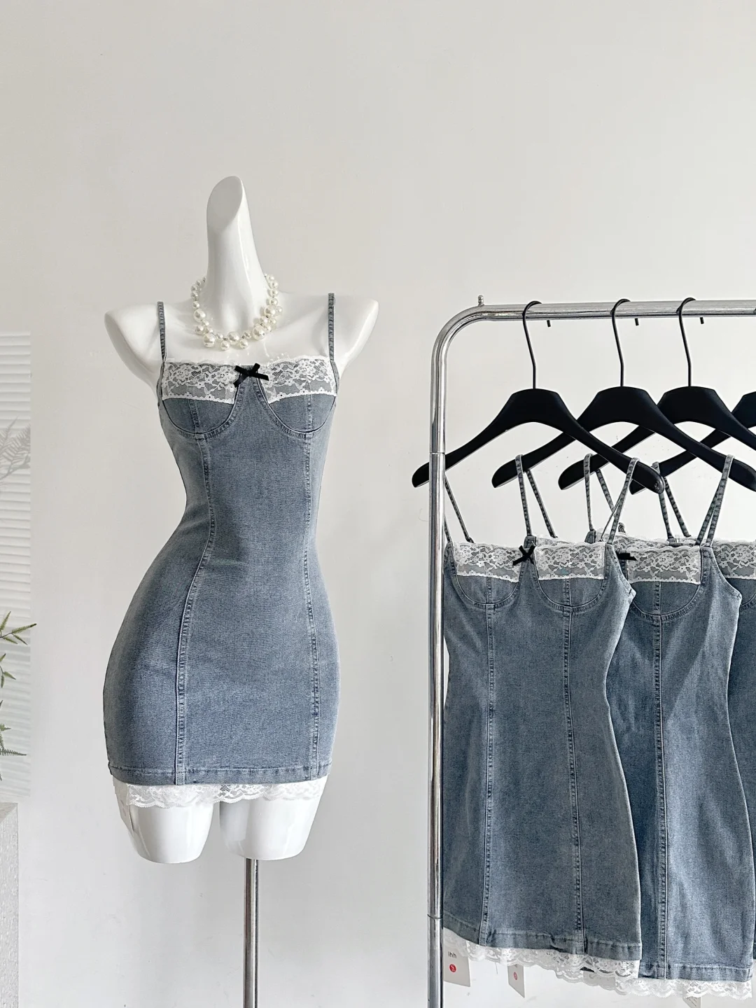 Chic 18th Mermaid Spaghetti Straps Denim Satin Lace Short Homecoming Dress Birthday Outfits - View 4 | FashionDia