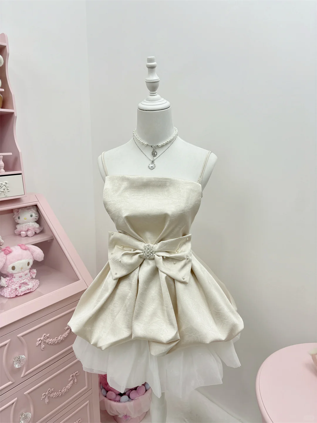 Cute A-Line Spaghetti Straps Satin Tulle Beads Short Homecoming Dress 15th Birthday Outfits - FashionDia