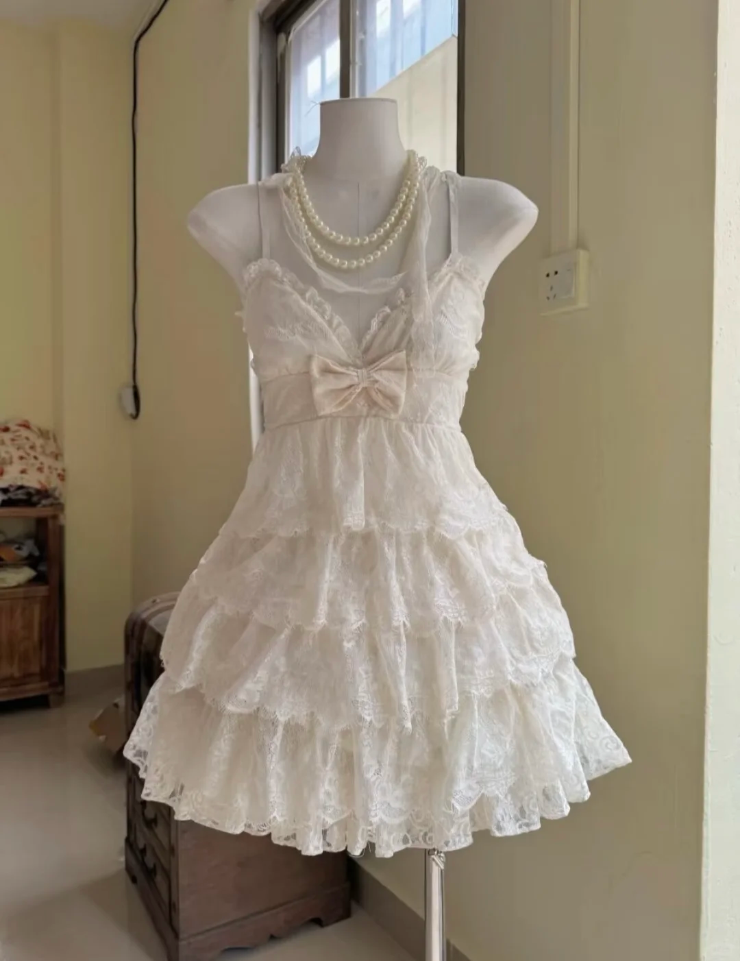 Princess A-Line Spaghetti Straps Satin Lace Short Homecoming Dress 18th Birthday Outfits - FashionDia