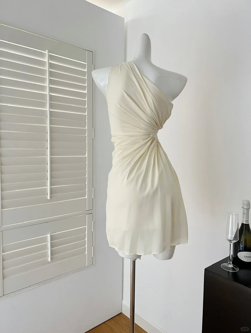 Unique A-Line One-Shoulder Satin Pleated Short Homecoming Dress 19th Birthday Outfits - View 2 | FashionDia