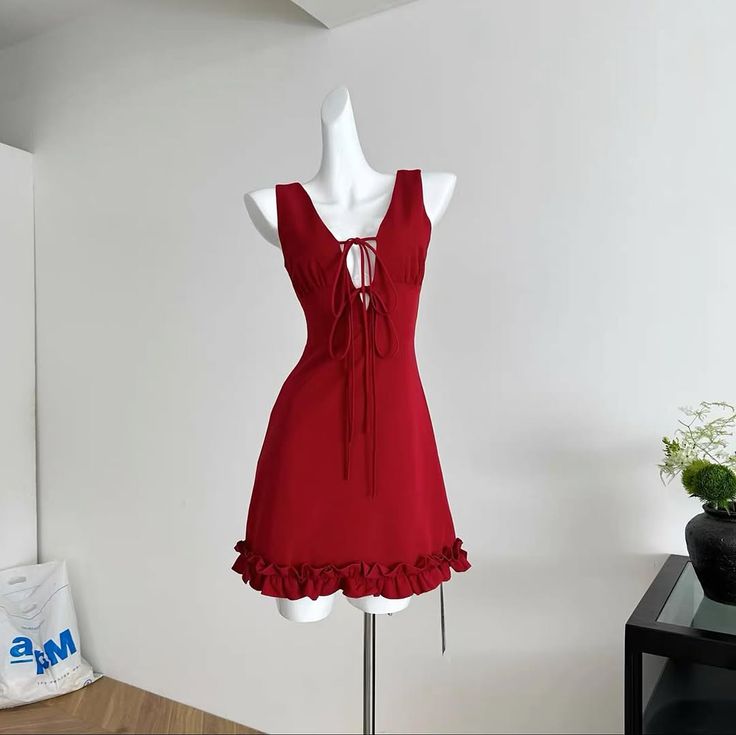 Pretty Red V-Neck A-Line Satin Short Homecoming Dress 19th Birthday Outfits - FashionDia