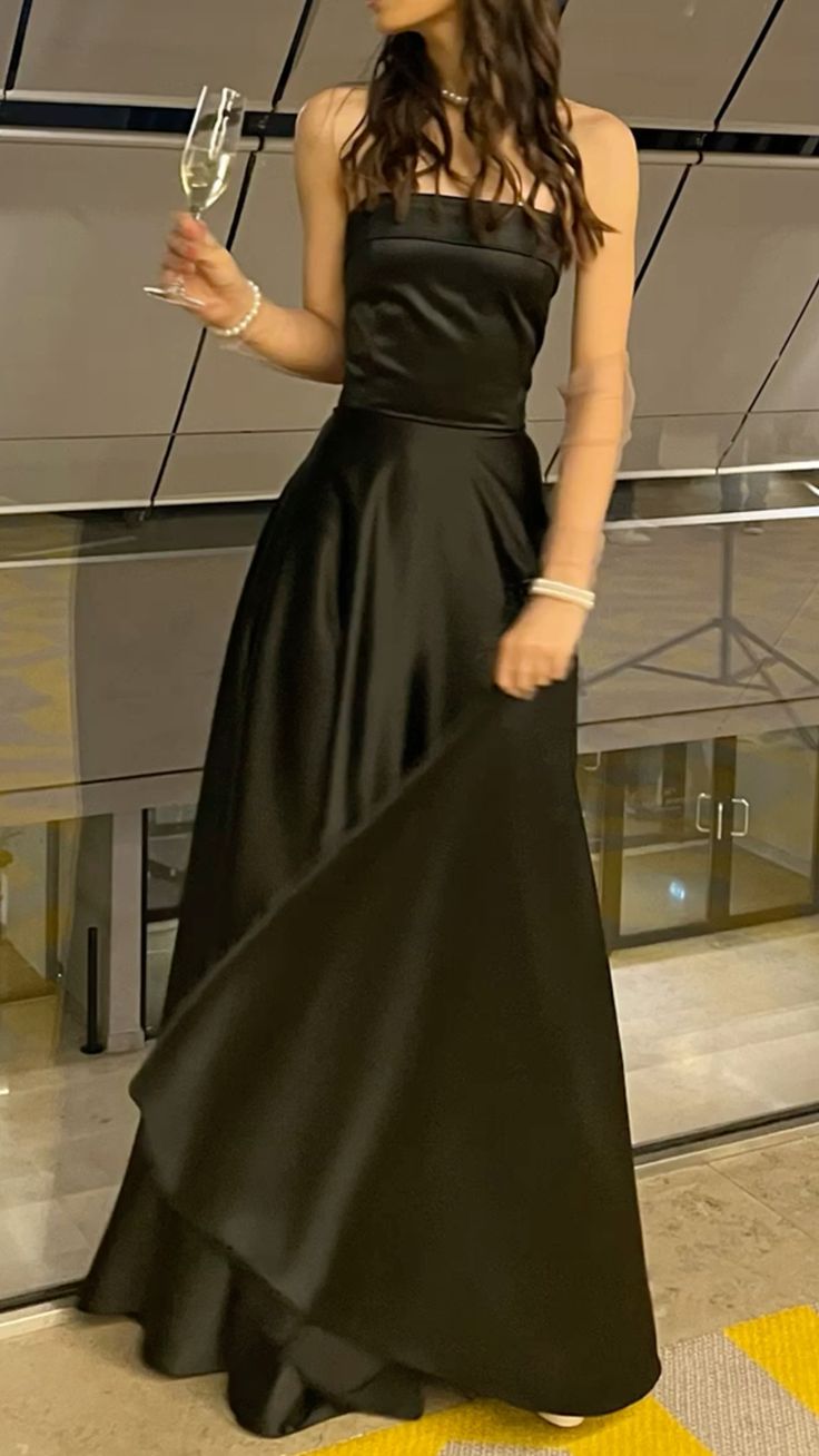 Elegant A-Line Strapless Black Satin Long Prom Dresses Formal Dress - FashionDia