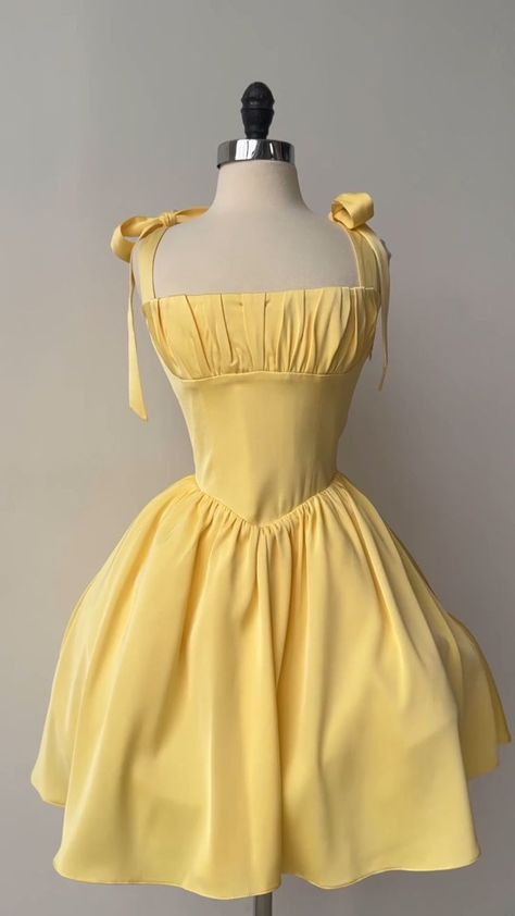 Pretty Yellow A-Line Bow Straps Square Satin Short Homecoming Dress 18th Birthday Outfits - View 2 | FashionDia
