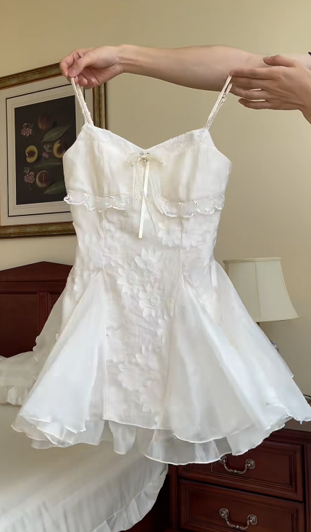 Cute A-Line Spaghetti Straps Satin Lace Short Homecoming Dress 18th Birthday Outfits - FashionDia