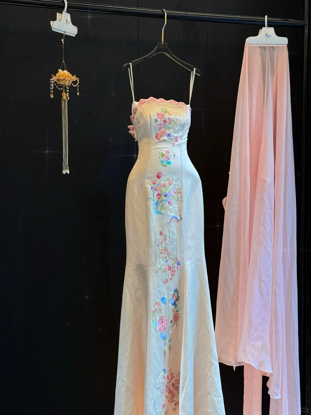 Modest Mermaid Spaghetti Straps Satin Embroidery Long Prom Dress,Formal Dress - View 4 | FashionDia