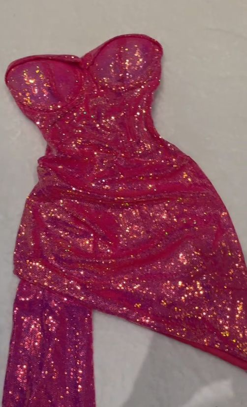 Sparkly Mermaid Sweetheart Sequin Short Homecoming Dress 22th Birthday Outfits - View 4 | FashionDia