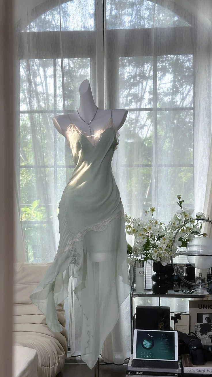 Elegant Mermaid Spaghetti Straps Chiffon Lace Long Prom Dress,Formal Dress - View 2 | FashionDia