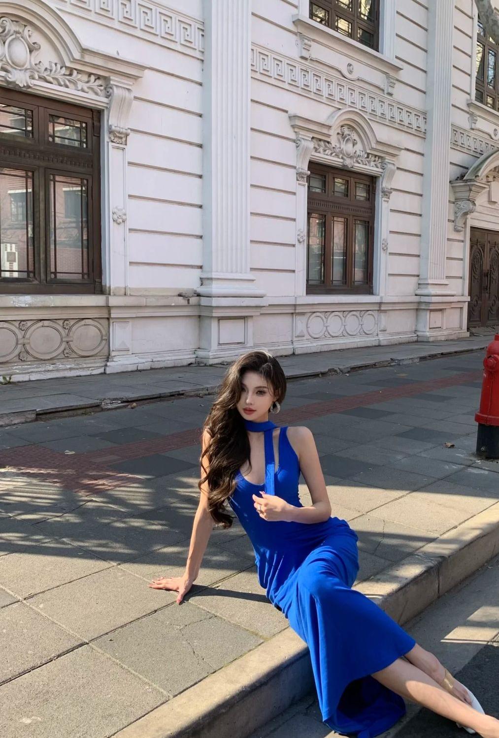 Unique Royal Blue Mermaid V-Neck Satin Long Prom Dress,Formal Evening Dress - View 5 | FashionDia