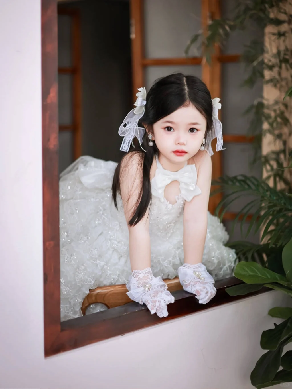 Cute Ball Gown Halter Tulle Flower Girl Dress - View 5 | FashionDia