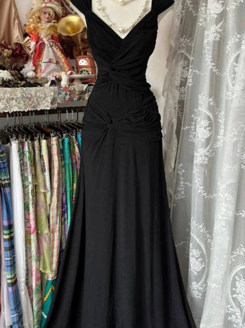 Elegant A-Line Black V-Neck Pleated Satin Without Sleeves Long Prom Dress, Evening Dress - FashionDia