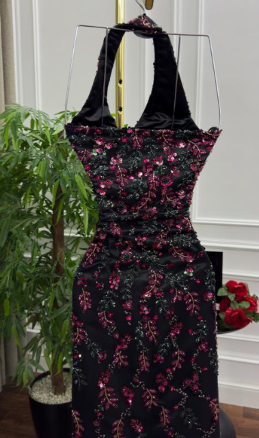 Gorgeous Mermaid Halter Satin Sequin Beaded Without Sleeves Long Prom Dress, Evening Dress - View 4 | FashionDia