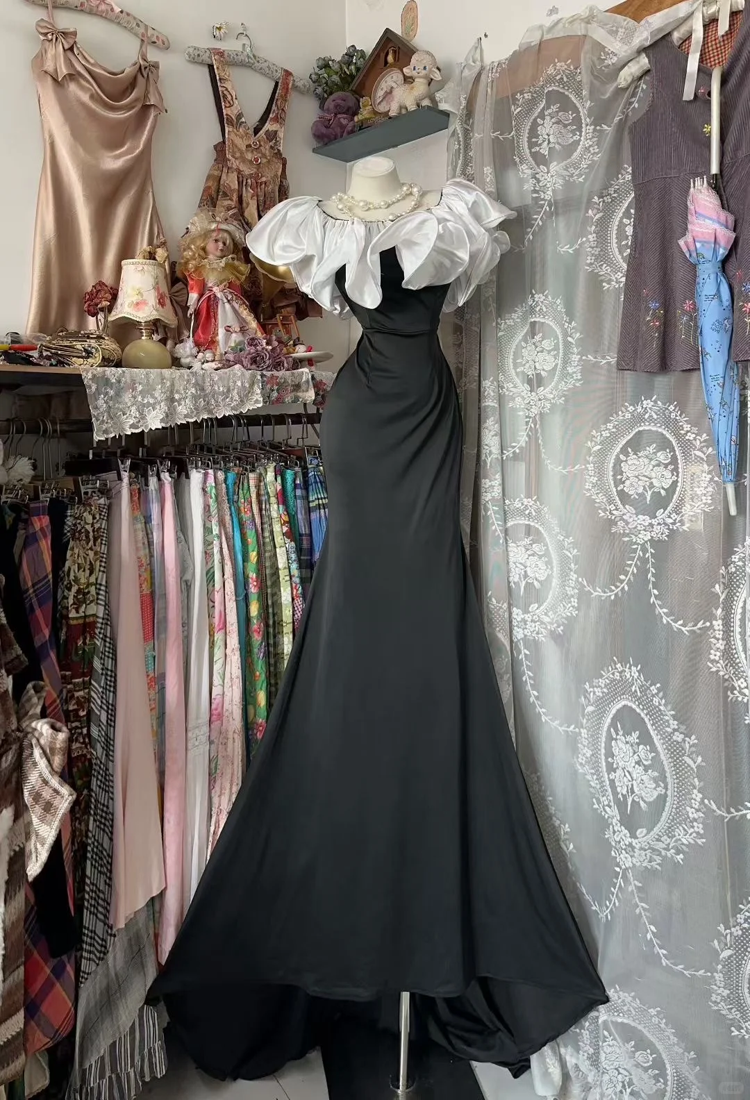 Elegant Mermaid Ruffle Neck Satin Without Sleeves Long Prom Dress, Evening Dress - FashionDia