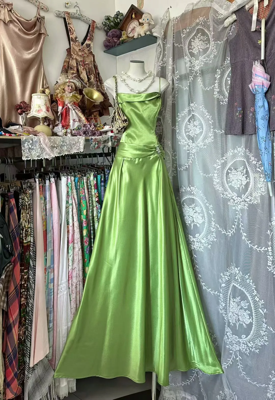 Chic Green A-Line Spaghetti Straps Satin Without Sleeves Long Prom Dress, Evening Dress - FashionDia