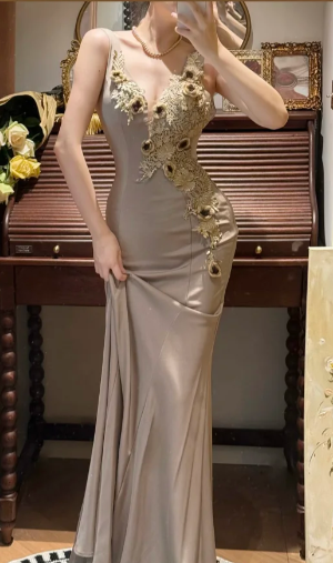 Sexy Mermaid V-Neck Satin Lace Applique Without Sleeves Long Prom Dress, Evening Dress - View 5 | FashionDia