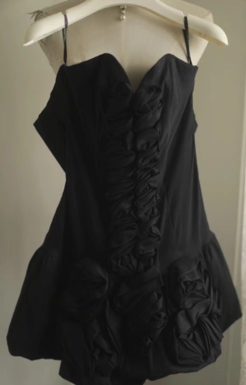 Cute Black A-Line Sweetheart Satin Short Homecoming Dress 19th Birthday Outfits - View 3 | FashionDia