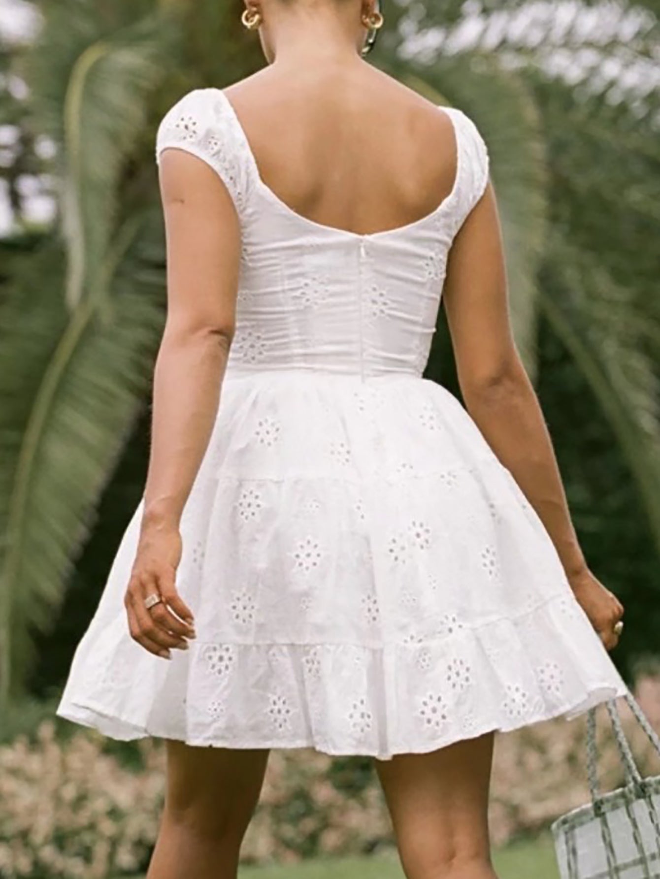 Sweet Square Neck White Sleeveless Short Graduation Dress - Fashionpara