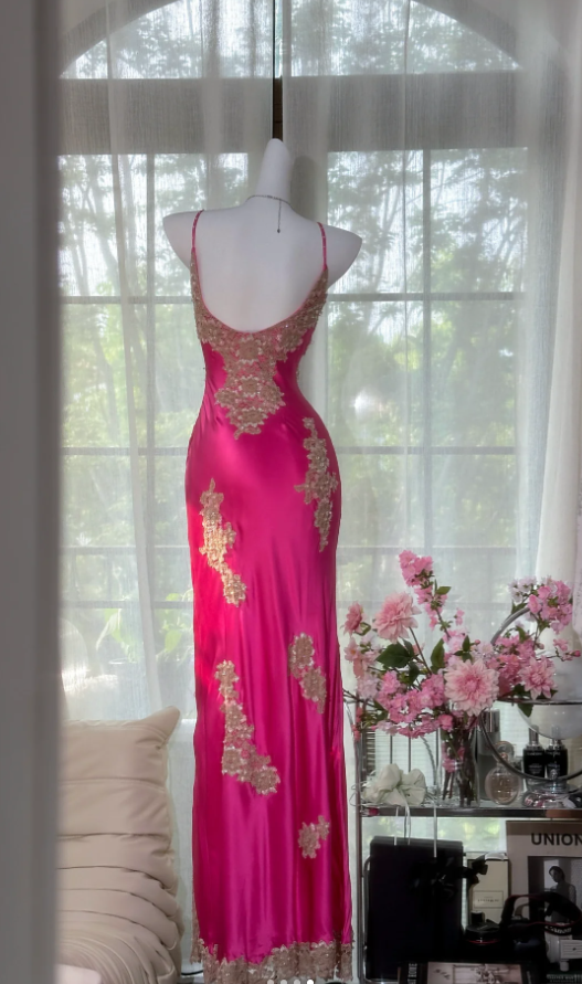 Pretty Hot Pink Spaghetti Straps V-Neck Satin Lace Appliques Slit Long Prom Dress Birthday Party Gown