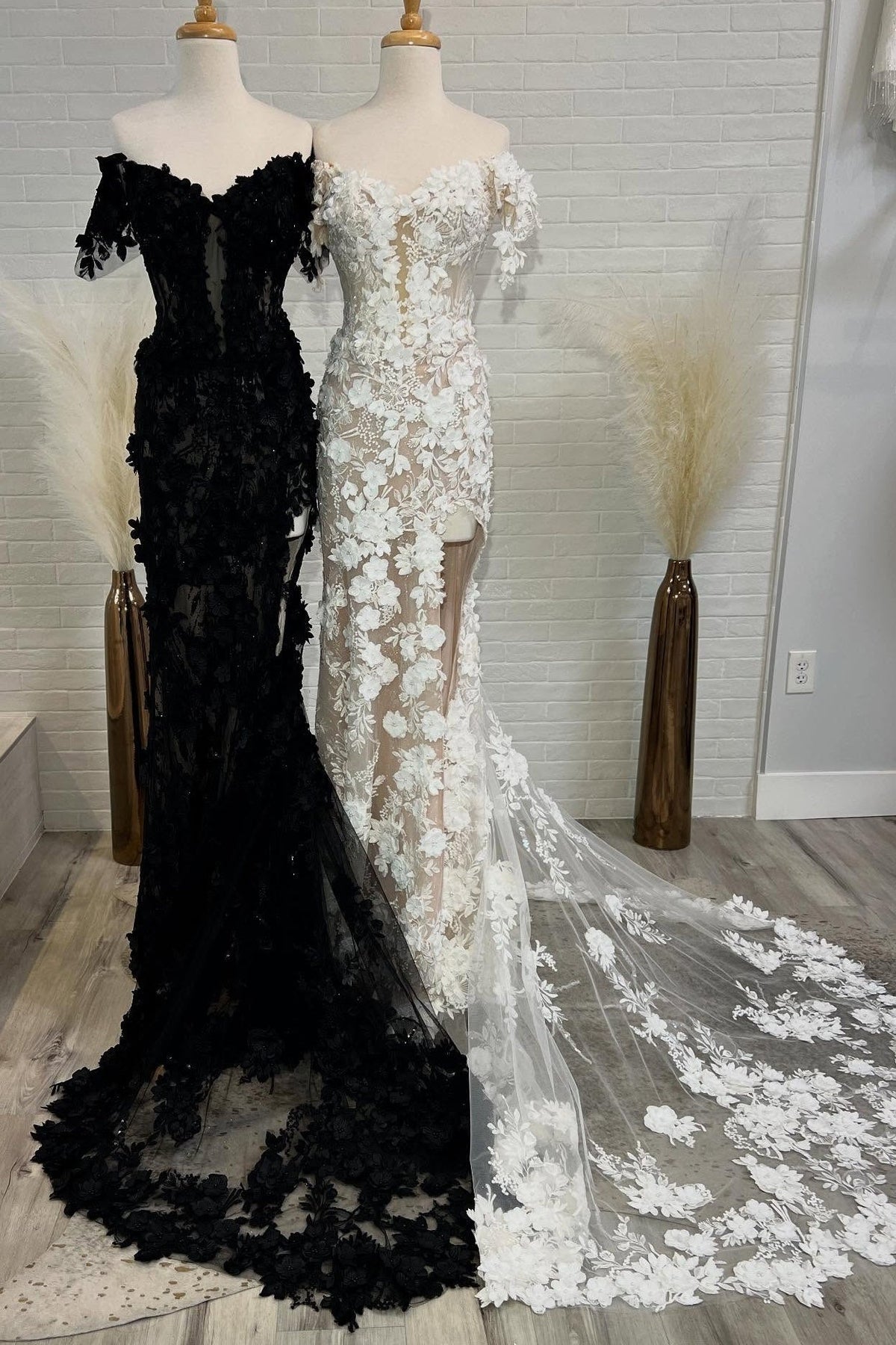 Charming Mermaid Off the Shoulder White/Black Long Prom Dress with Appliques - FashionDia