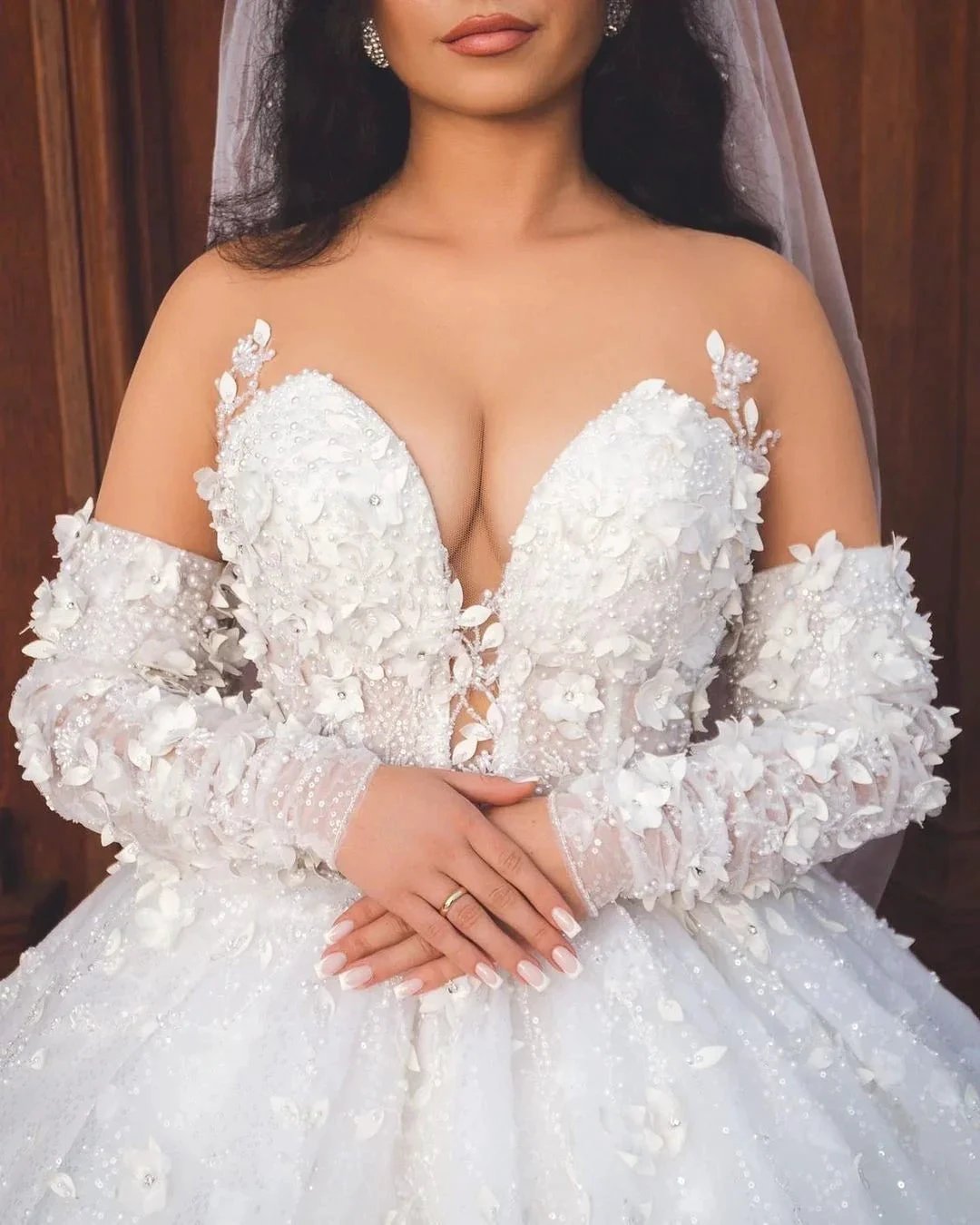 Chic Long White V-neck A-line Appliques Wedding Dress With Sleeves And Train (ZD15652)