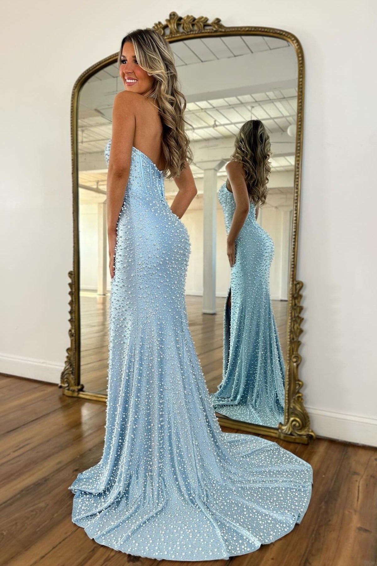 Luxury Mermaid Halter Neck Aqua Corset Prom Dress with Pearls and Slit - View 10 | FashionDia