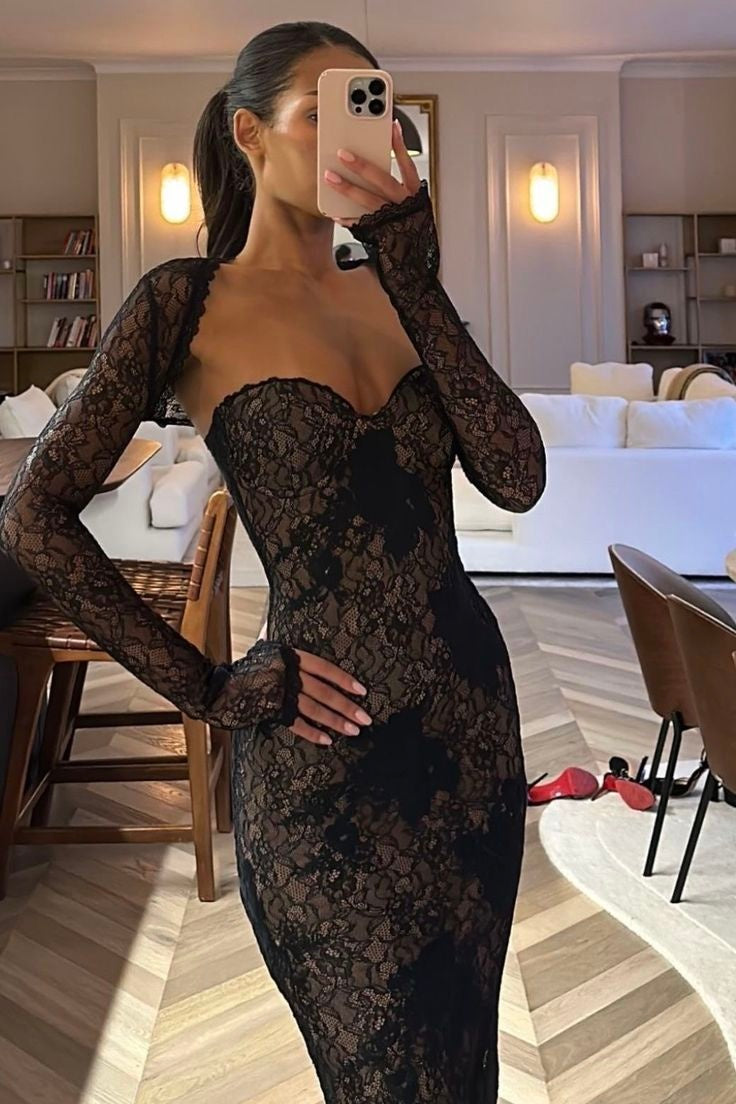 Chic Mermaid Sweetheart Black Lace Long Prom Dress with Long Sleeves