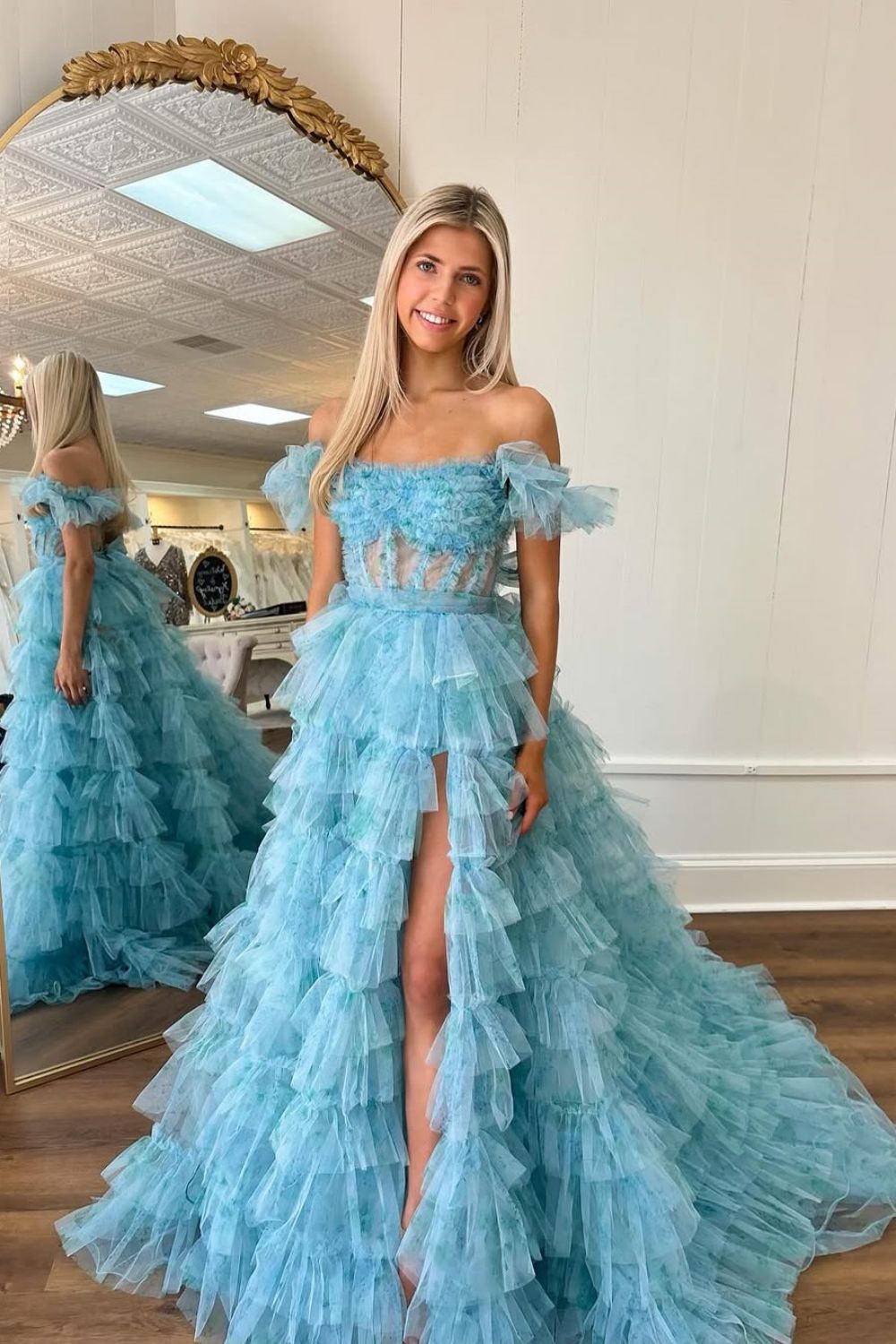 Chic A-Line Off-the-Shoulder Long Tiered Tulle Prom Dress with High Slit - FashionDia