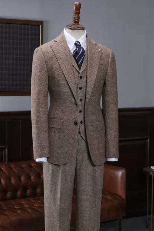 Coffee Notched Lapel Three Piece Prom Suit