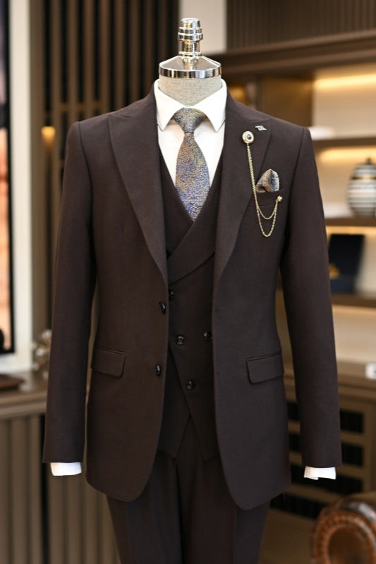 Coffee Peaked Lapel 3 Piece Business Men's Suit