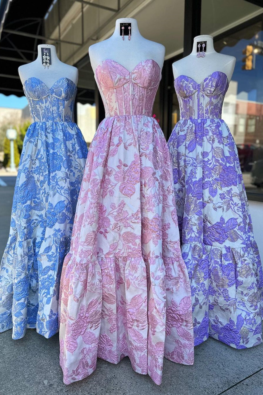 Cute A-Line Sweetheart Zipper Back Long Floral Prom Dress - FashionDia