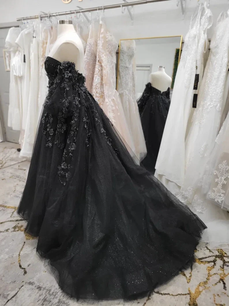 Stunning, Alternative Black Gown, Off The Shoulder Ball Gown Gothic Unconventional Wedding Dress,Y2477 (ZD13633)