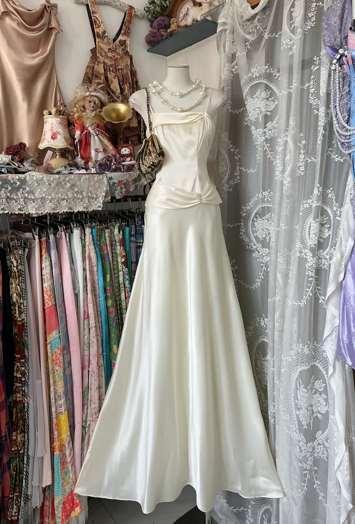 Spaghetti Straps Mermaid Ivory Long Prom Dress Satin Evening Dress J8524