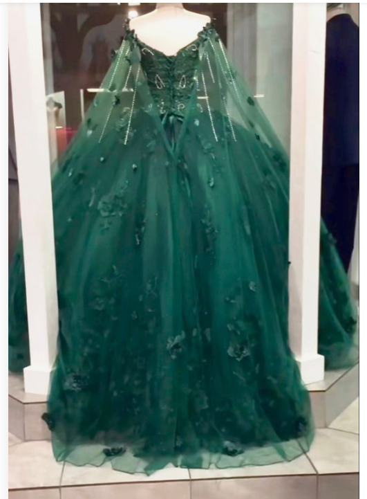 Emeral Green Ball Gown 3D Flowers Sweet 16 Dress - View 2 | FashionDia