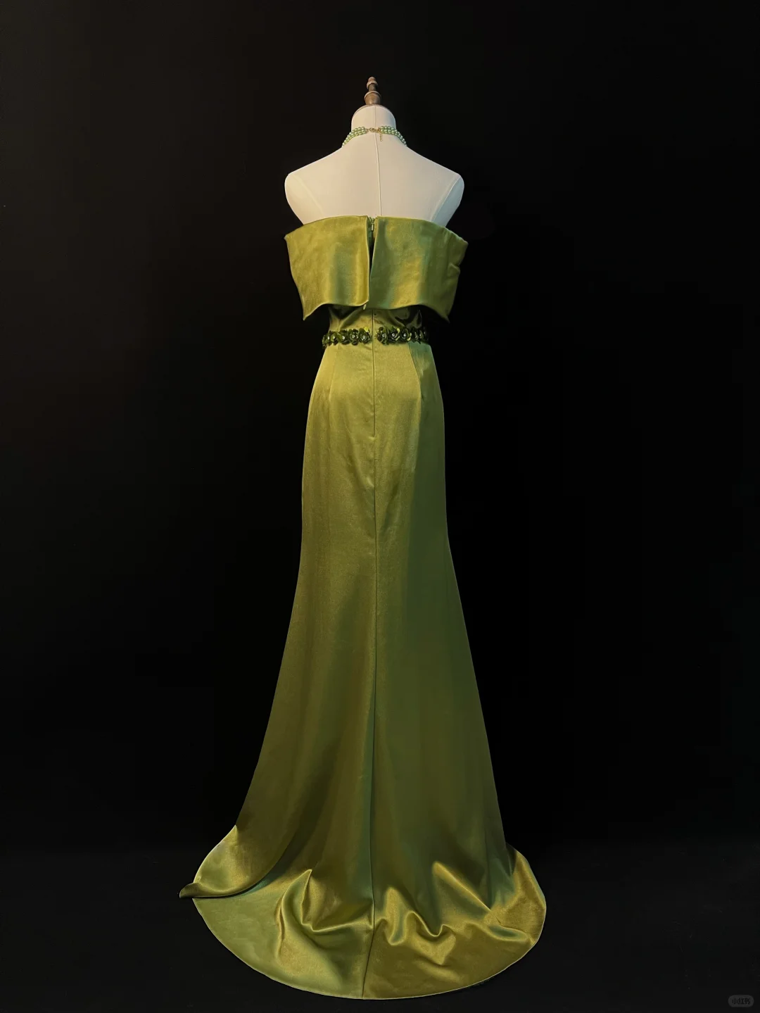 Classy Olive Green Satin Off The Shoulder Slit Prom Dress Slit Mermaid Evening Dress Y8650 - View 5 | VelvetHem